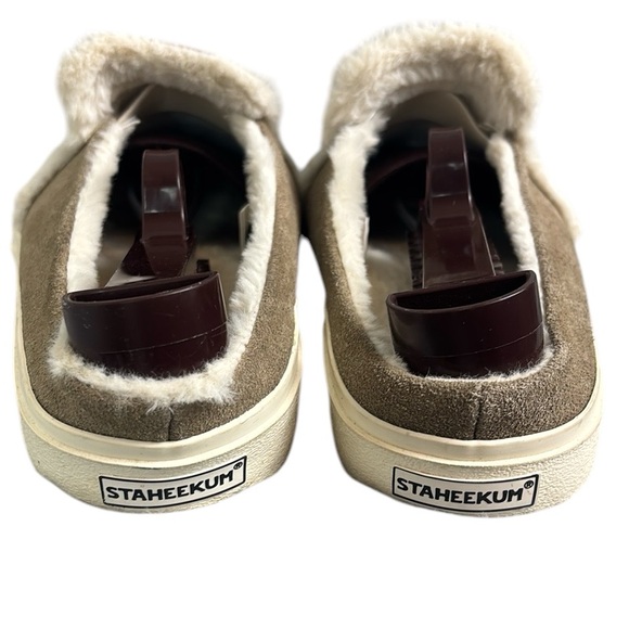 Staheekum Cozy Camp Mule Stone Tan Suede Loafers with Furry Collar Size 10 - Picture 4 of 9